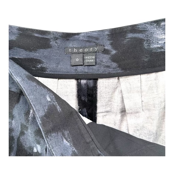 Theory | 0 Gray Abstract Mini Skirt Pleated - Picture 7 of 12